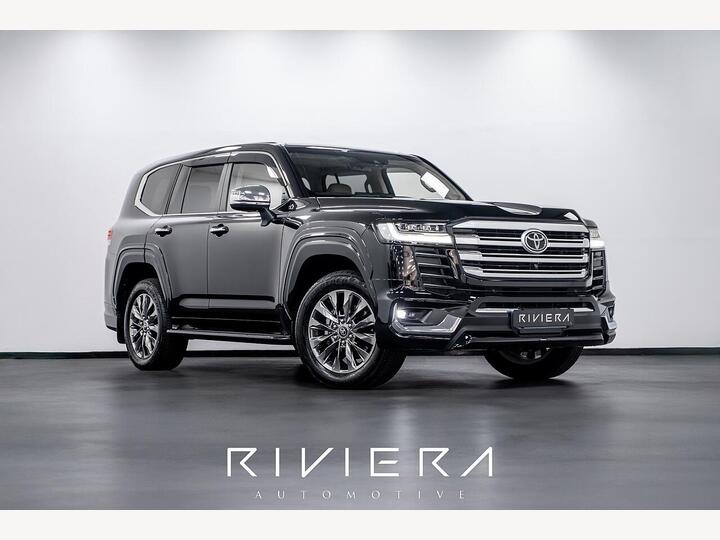 Toyota Land Cruiser ZX300 4x4 3500 Automatc Petrol Toyota Land Cruiser ZX300 4x4 3500 Automatc Petrol