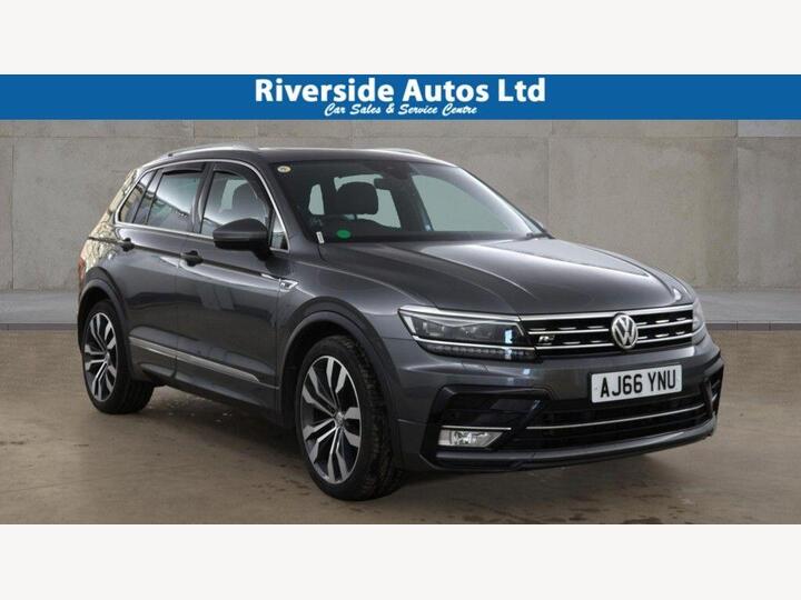 Volkswagen Tiguan 2.0 TDI BlueMotion Tech R-Line DSG 4Motion Euro 6 (s/s) 5dr Volkswagen Tiguan 2.0 TDI BlueMotion Tech R-Line DSG 4Motion Euro 6 (s/s) 5dr
