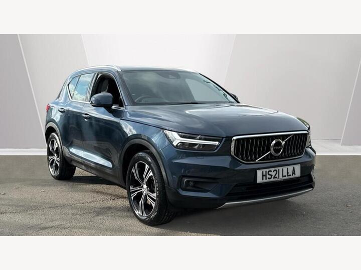 Volvo XC40 2.0 B4 MHEV Inscription Pro Auto Euro 6 (s/s) 5dr