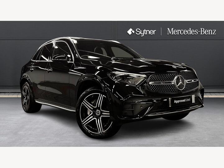 Mercedes-Benz GLC 2.0 GLC300e 31.2kWh AMG Line (Premium) G-Tronic+ 4MATIC Euro 6 (s/s) 5dr Mercedes-Benz GLC 2.0 GLC300e 31.2kWh AMG Line (Premium) G-Tronic+ 4MATIC Euro 6 (s/s) 5dr