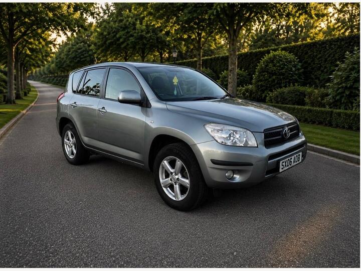 Toyota RAV4 2.0 XT5 4WD 5dr