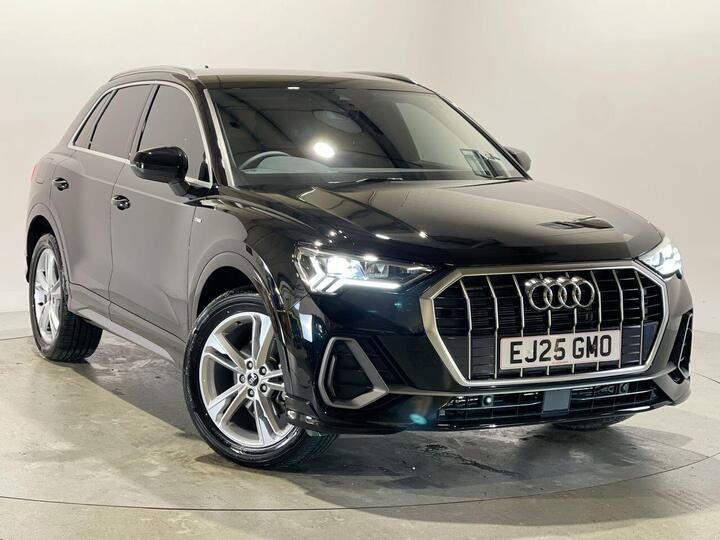 Audi Q3 1.5 TFSI CoD 35 S Line S Tronic Euro 6 (s/s) 5dr
