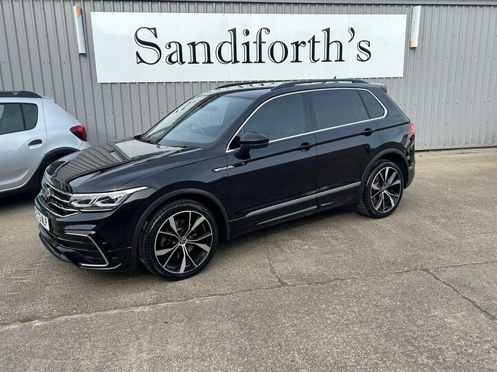 Volkswagen Tiguan 2.0 TSI R-Line DSG 4Motion Euro 6 (s/s) 5dr