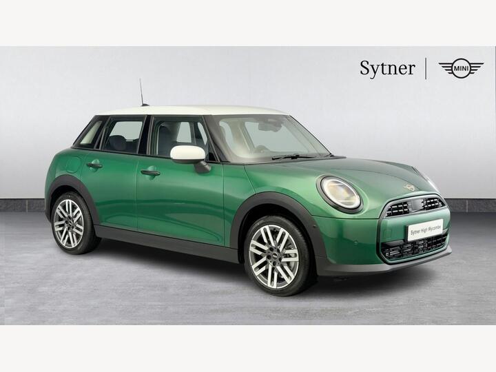 MINI Cooper 1.5C Classic Steptronic Euro 6 (s/s) 5dr