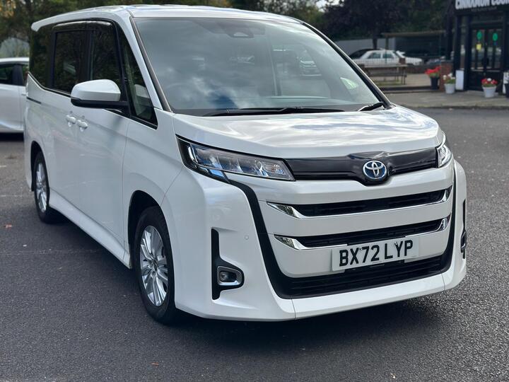 Toyota Noah N/A