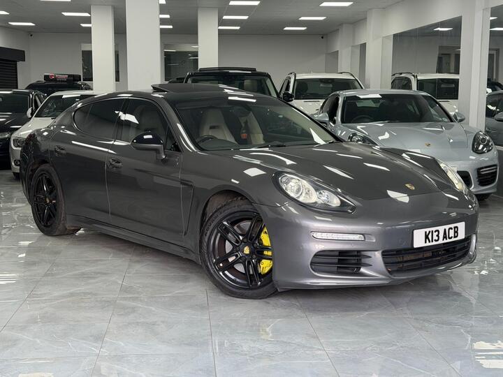 Porsche Panamera 3.0D V6 TiptronicS Euro 5 (s/s) 5dr Porsche Panamera 3.0D V6 TiptronicS Euro 5 (s/s) 5dr