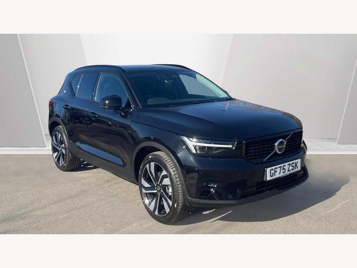Volvo XC40 2.0 B4 MHEV Ultra Dark DCT Auto Euro 6 (s/s) 5dr