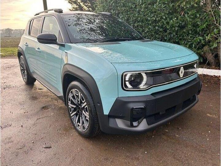 Renault 4 E-Tech Electric Comfort Range 52kWh Iconic Auto 5dr