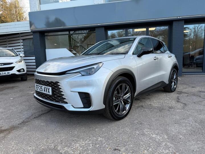 Lexus Lbx 1.5 VVT-iE Premium Plus E-CVT Euro 6 (s/s) 5dr