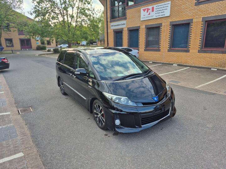 Toyota Estima 2.4 Hybrid Aeras AWD Family Car