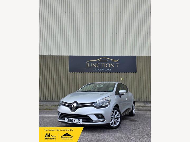 Renault Clio 0.9 TCe Dynamique Nav Euro 6 (s/s) 5dr Renault Clio 0.9 TCe Dynamique Nav Euro 6 (s/s) 5dr