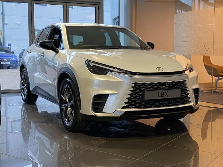 Lexus LBX 1.5 VVT-iE Premium Plus E-CVT Euro 6 (s/s) 5dr