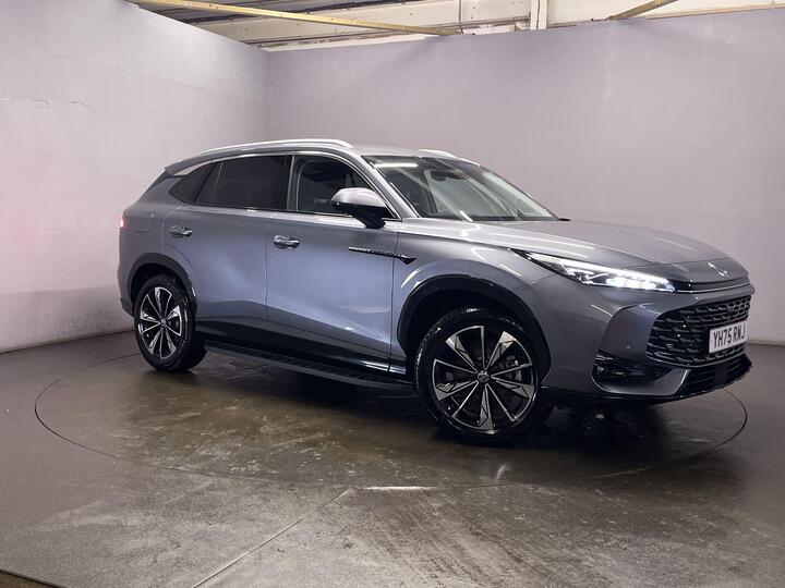 MG MG HS 1.5 T-GDI 24.7kWh Trophy Auto Euro 6 (s/s) 5dr