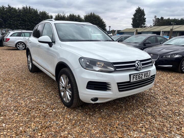 Volkswagen Touareg 3.0 TDI V6 BlueMotion Tech SE Tiptronic 4WD Euro 5 (s/s) 5dr