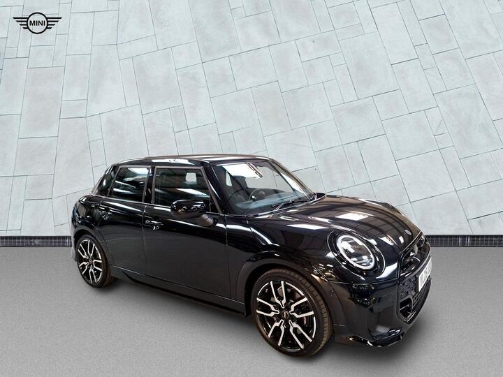 MINI Cooper 2.0S Sport Steptronic Euro 6 (s/s) 5dr