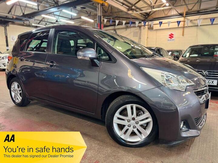 Toyota Verso S 1.33 Dual VVT-i T Spirit Multidrive S Euro 5 5dr