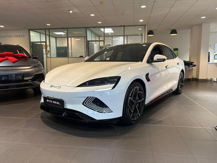 BYD Seal 82.5kWh Design Auto 4dr