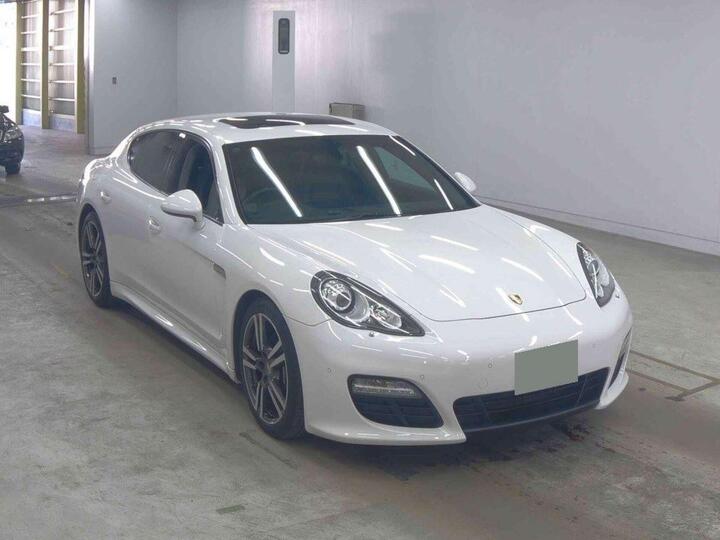Porsche Panamera BASE GRADE