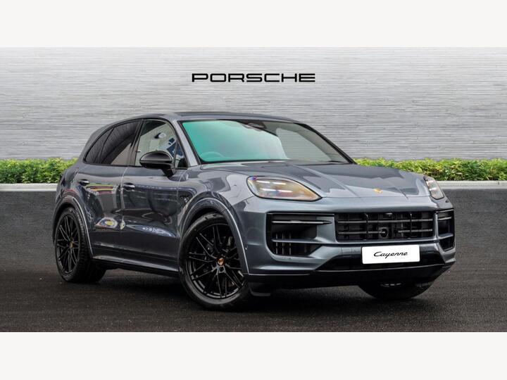 Porsche Cayenne 3.0 V6 E-Hybrid 25.9kWh Black Edition TiptronicS 4WD Euro 6 (s/s) 5dr
