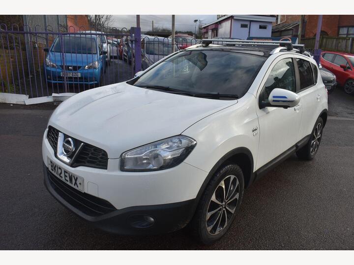 Nissan Qashqai 1.6 N-tec+ 2WD Euro 5 5dr Nissan Qashqai 1.6 N-tec+ 2WD Euro 5 5dr