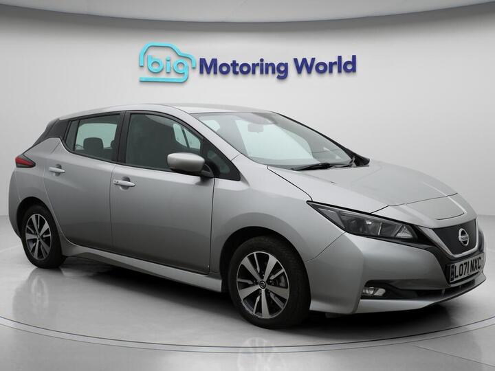 Nissan Leaf 40kWh Acenta Auto 5dr