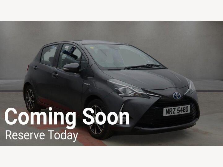 Toyota YARIS 1.5 VVT-h Icon Tech E-CVT Euro 6 (s/s) 5dr