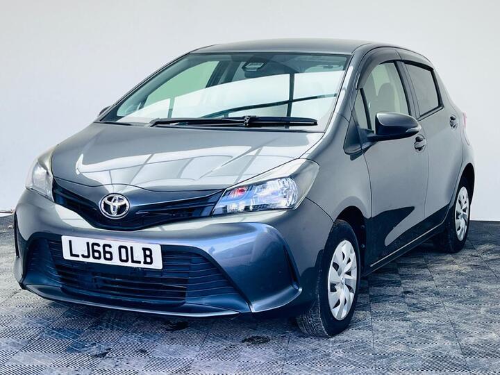 Toyota Yaris 1.0Dual VVT-i TR Multidrive S Euro5 5dr