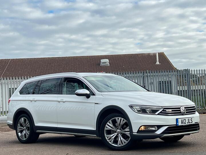 Volkswagen Passat 2.0 TDI BlueMotion Tech Alltrack DSG 4Motion Euro 6 (s/s) 5dr Volkswagen Passat 2.0 TDI BlueMotion Tech Alltrack DSG 4Motion Euro 6 (s/s) 5dr