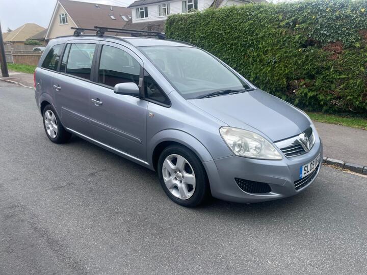 Vauxhall Zafira 1.9 CDTi Exclusiv Auto Euro 4 5dr Vauxhall Zafira 1.9 CDTi Exclusiv Auto Euro 4 5dr