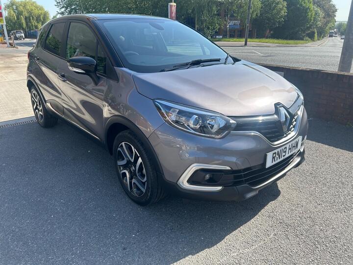 Renault Captur 0.9 TCe ENERGY Iconic Euro 6 (s/s) 5dr