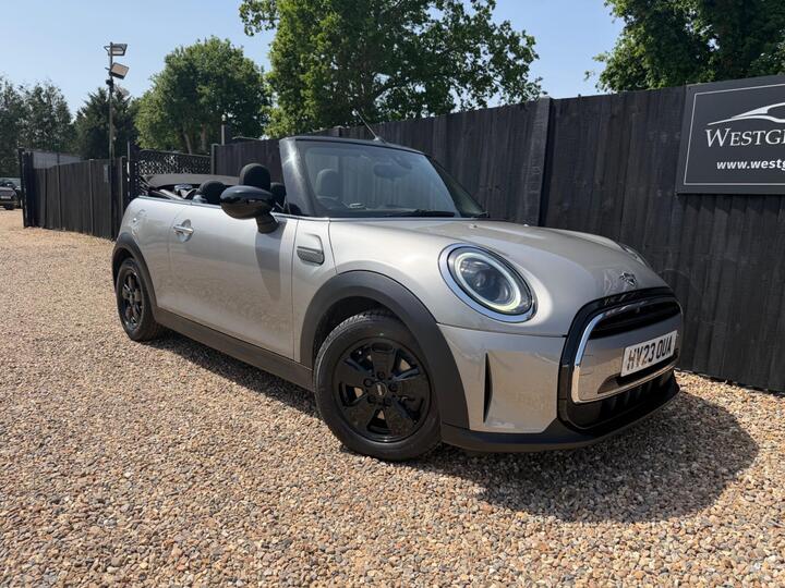 MINI Convertible 1.5 Cooper Classic Steptronic Euro 6 (s/s) 2dr