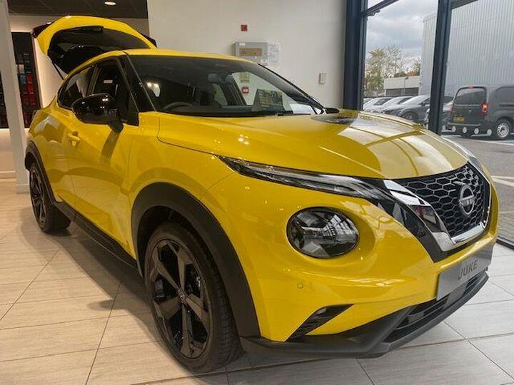 Nissan Juke 1.0 DIG-T Tekna DCT Auto Euro 6 (s/s) 5dr