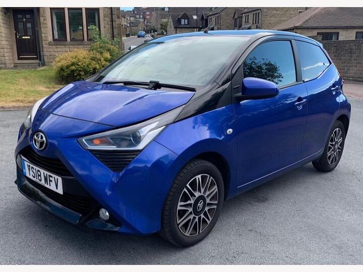 Toyota AYGO 1.0 VVT-i X-clusiv Euro 6 5dr (Safety Sense)