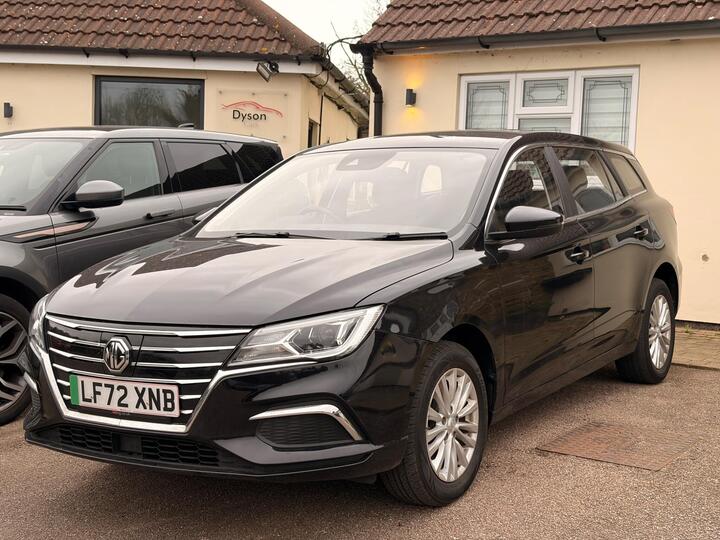 MG MG5 61.1kWh Excite Long Range Auto 5dr