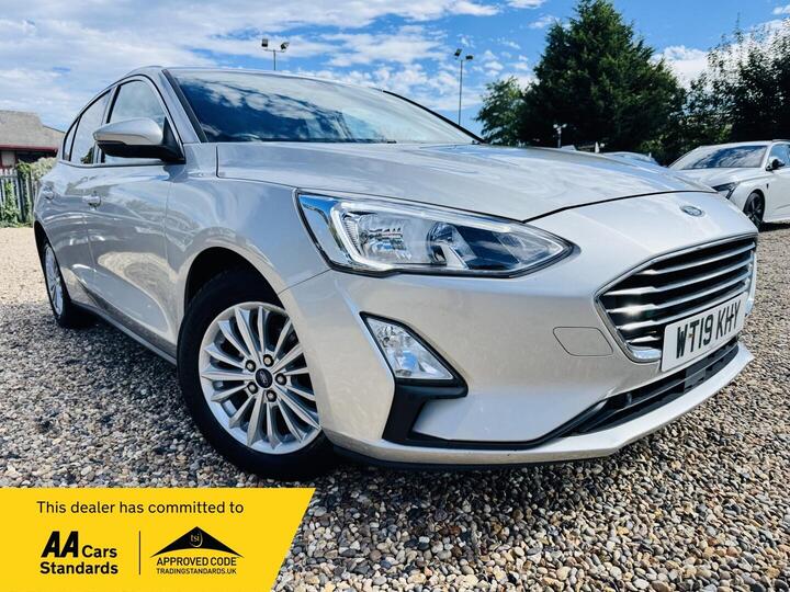 Ford Focus 1.0T EcoBoost Titanium Euro 6 (s/s) 5dr