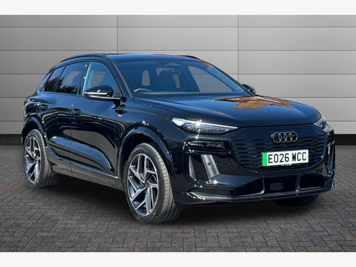 Audi Q6 E-tron 100kWh Black Edition Auto Quattro 5dr Audi Q6 E-tron 100kWh Black Edition Auto Quattro 5dr