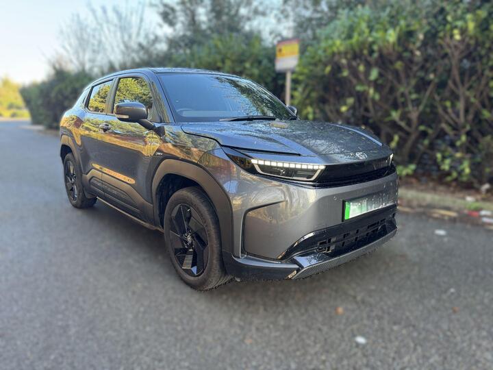 Toyota Urban Cruiser 61kWh Design Auto 5dr