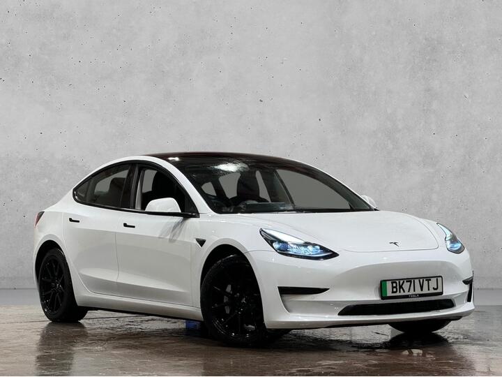 Tesla Model 3 Standard Range Plus Auto RWD 4dr