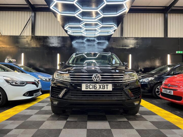 Volkswagen Touareg 3.0 TDI V6 BlueMotion Tech Escape Tiptronic 4WD Euro 6 (s/s) 5dr