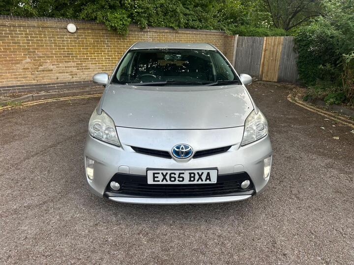 Toyota Prius 1.8 VVT-h T3 CVT Euro 5 (s/s) 5dr