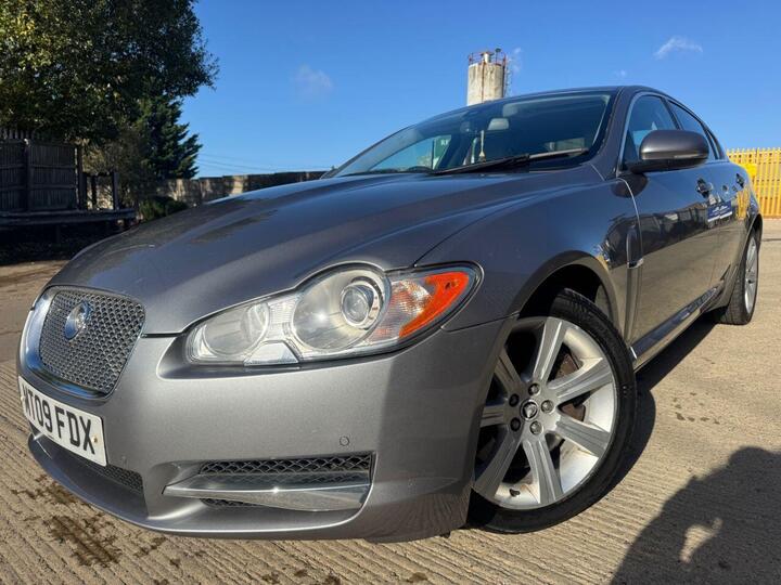 Jaguar XF 3.0d V6 Luxury Auto Euro 5 4dr