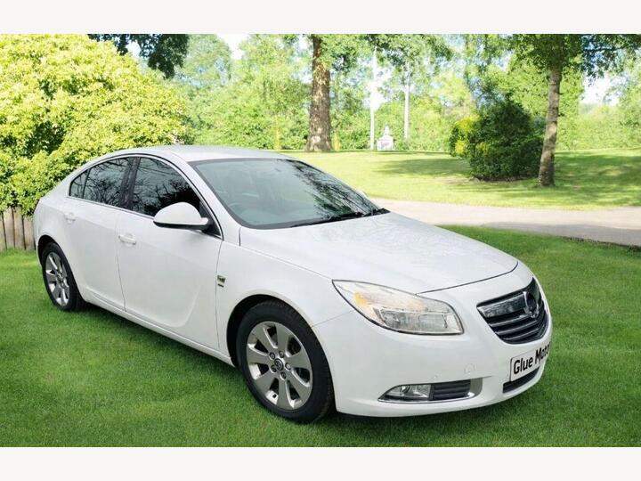 Vauxhall Insignia 2.0 CDTi SRi Nav Auto Euro 5 5dr Vauxhall Insignia 2.0 CDTi SRi Nav Auto Euro 5 5dr
