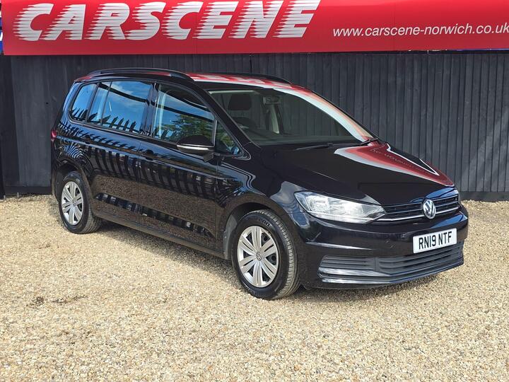 Volkswagen Touran 1.6 TDI S Euro 6 (s/s) 5dr Volkswagen Touran 1.6 TDI S Euro 6 (s/s) 5dr