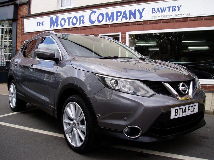Nissan Qashqai 1.2 DIG-T Tekna 2WD Euro 5 (s/s) 5dr