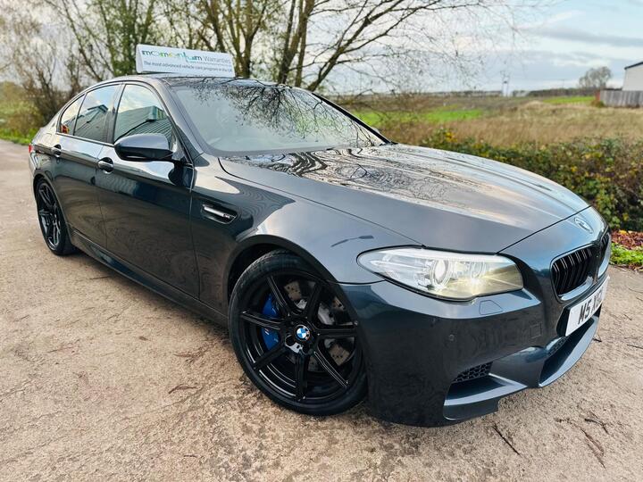 BMW M5 4.4 V8 DCT Euro 6 (s/s) 4dr