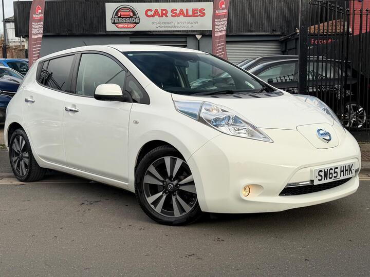 Nissan Leaf 24kWh Tekna Auto 5dr Nissan Leaf 24kWh Tekna Auto 5dr