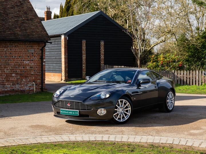 Aston Martin Vanquish 5.9 S 2dr