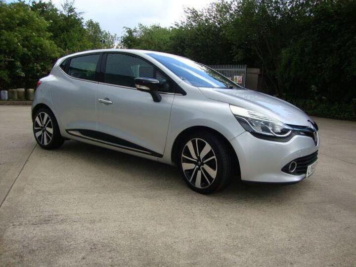 Renault Clio 0.9 TCe Dynamique S MediaNav Euro 5 (s/s) 5dr