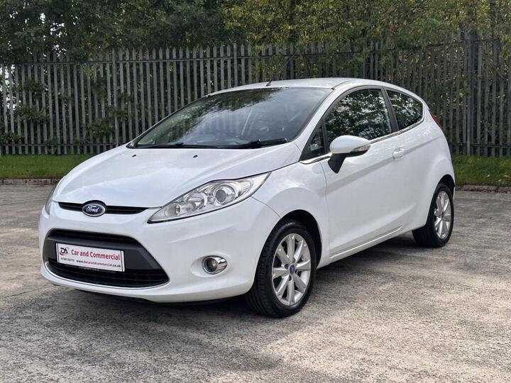 Ford FIESTA HATCHBACK 1.25 Zetec 3dr