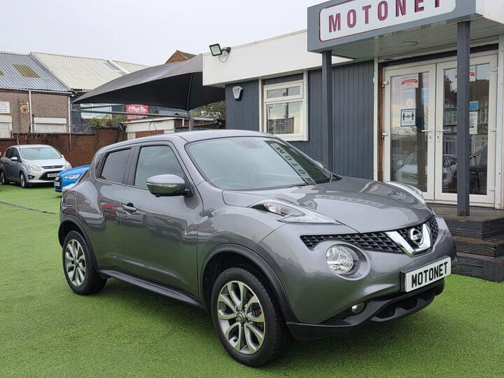 Nissan JUKE 1.6 Tekna XTRON Euro 6 5dr Nissan JUKE 1.6 Tekna XTRON Euro 6 5dr